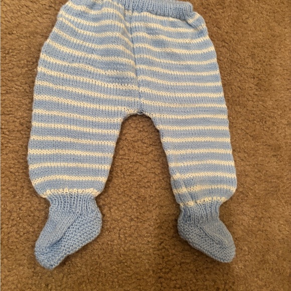 Baby Knit Sweater and Pants Set homemade sizing range from 6-12 months - Picture 8 of 10